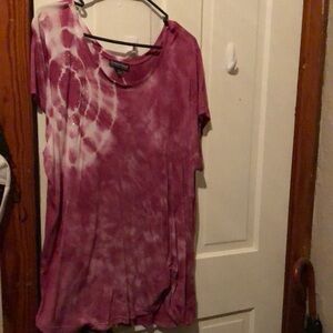 Women’s tye dye top
